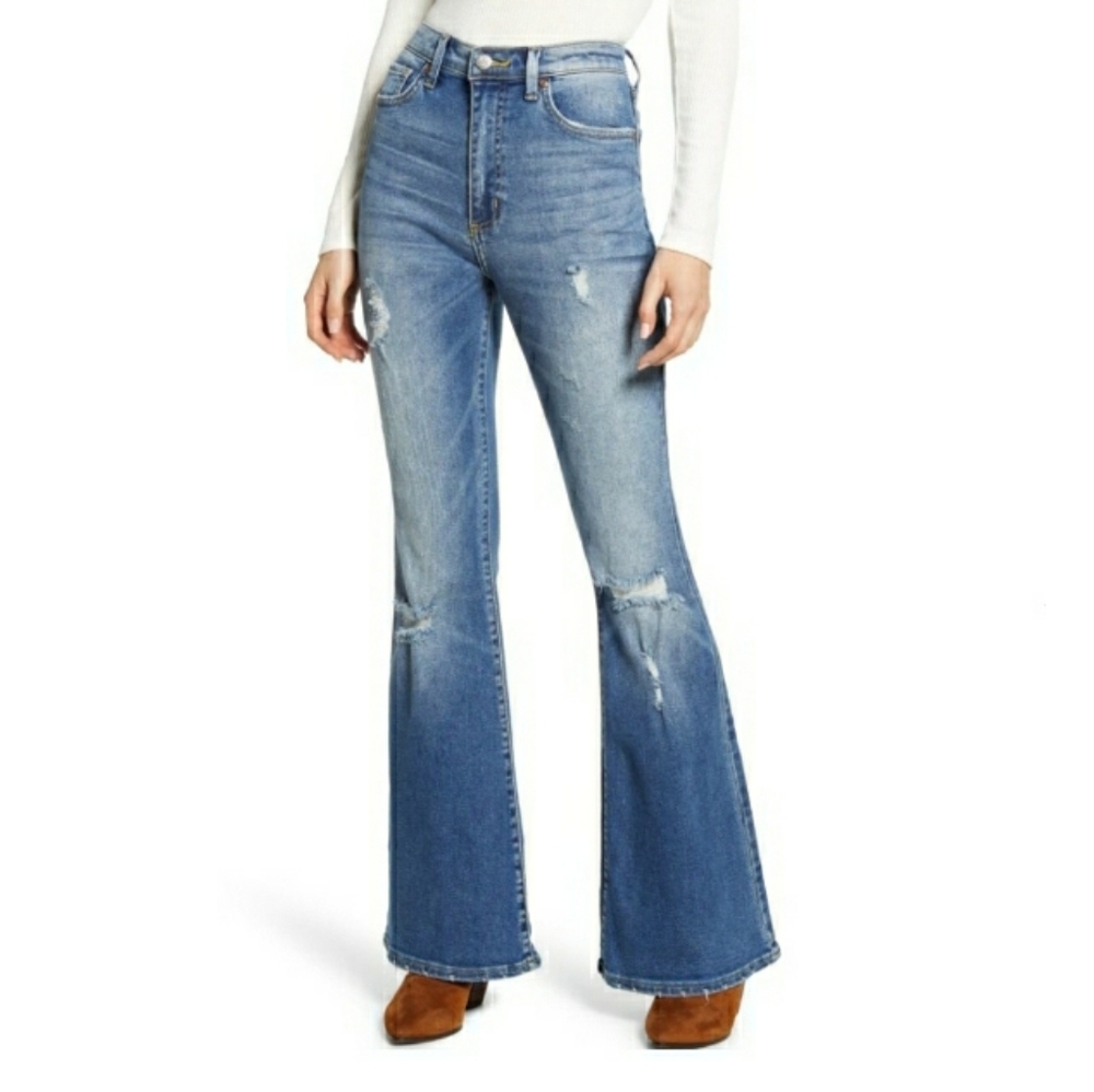 JUST USA Light Blue Distressed Flared Leg High Rise Jeans Size 3 Junior.